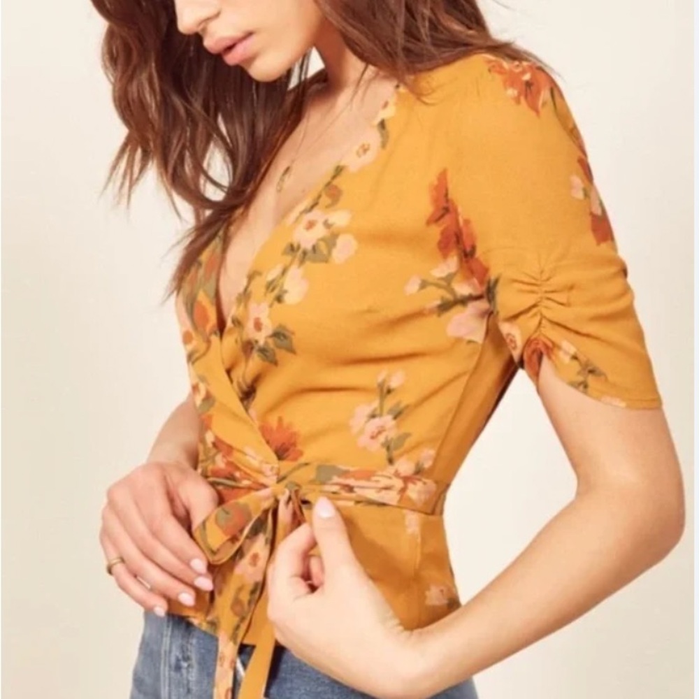 Reformation NWT Soleil Yellow Floral Wrap Top